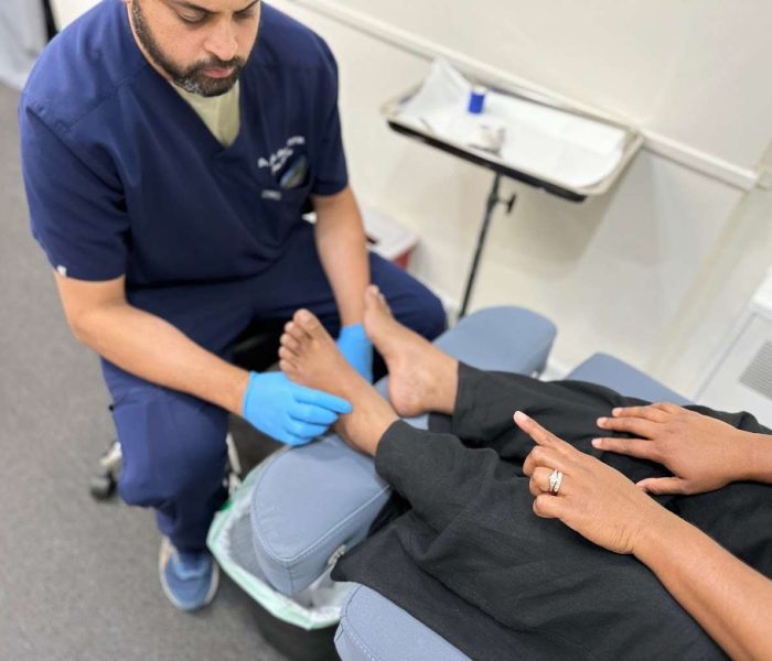 Image depicting Dr. Sadi Alam, DPM offering toe pain solutions.